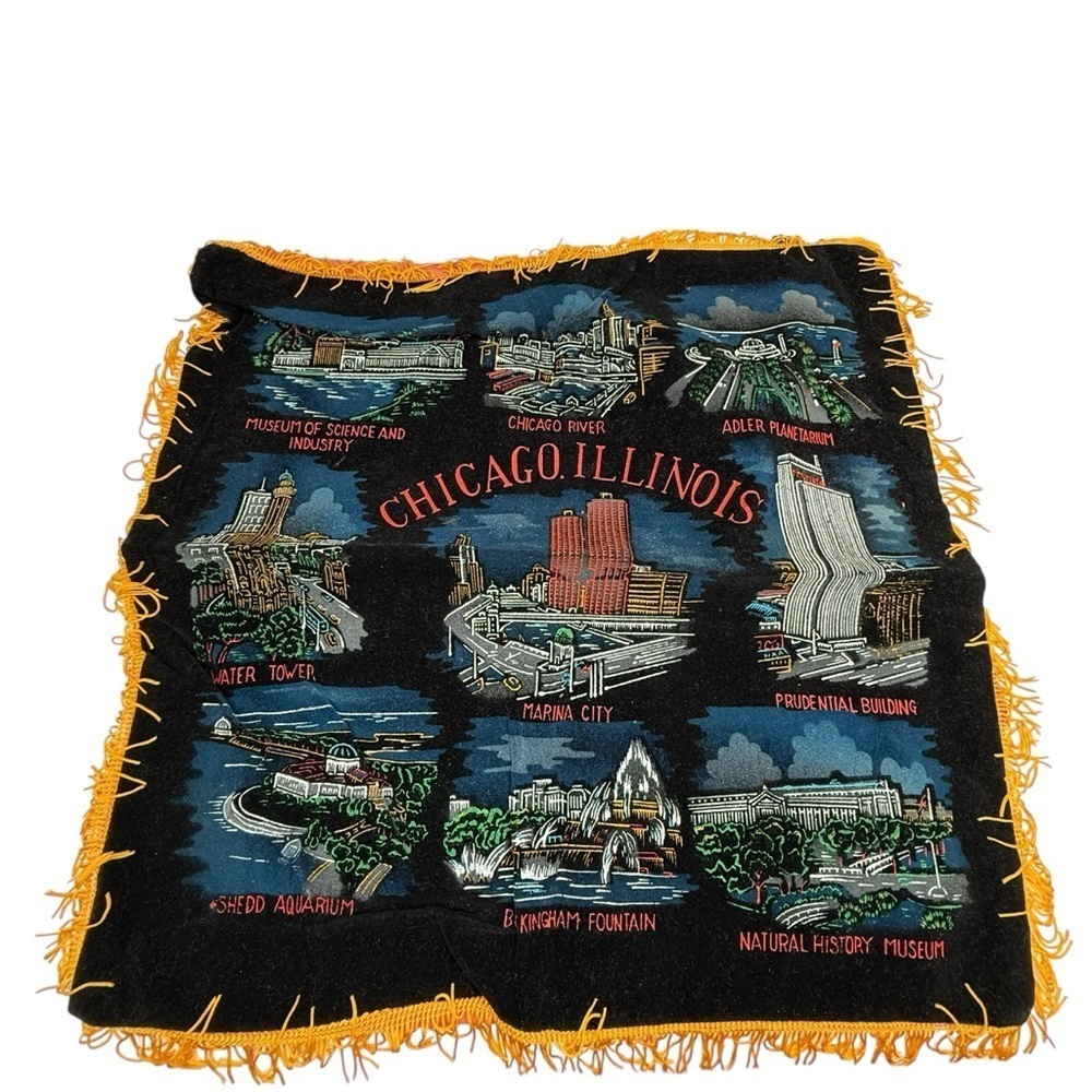 Chicago Illinois vintage souvenir fringe snap velvet pillow cover tapestry